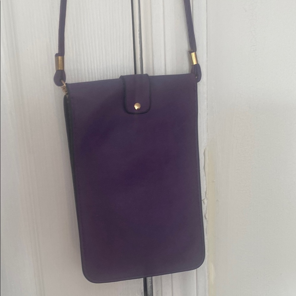 Purple Crossbody Bag with Gold Clasp - Picture 6 of 6